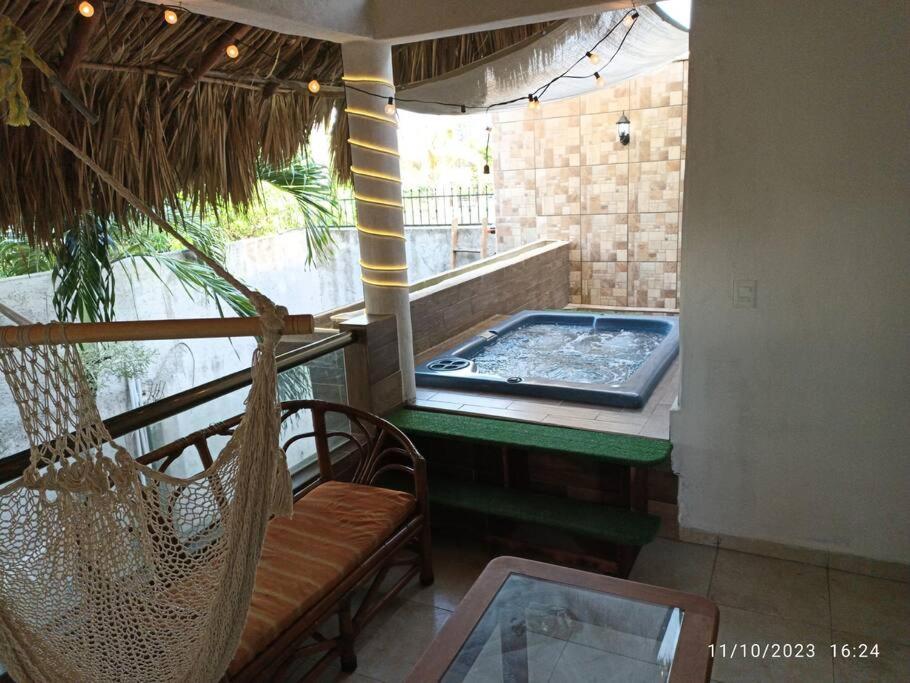 شقة Gran Ubicacion Terraza Privada Jacuzzi كوزوميل المظهر الخارجي الصورة